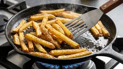 Jak usmażyć idealne ziemniaki: technika stosowana w restauracjach